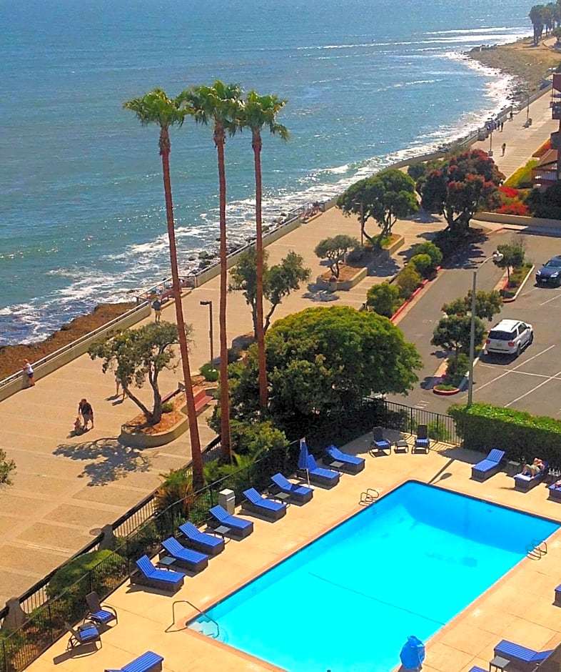 Crowne Plaza Hotel Ventura Beach