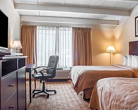 Queen Room with Two Queen Beds - Ground Floor - Non-Smoking