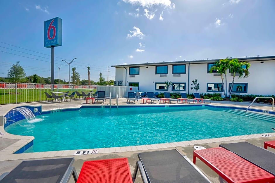 Motel 6-Fort Lauderdale, FL