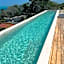 MICAELA apartment pool AC next to the lagoon