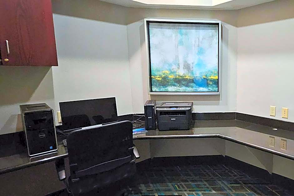 Ramada by Wyndham Burkburnett / Wichita Falls