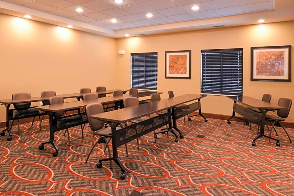 Staybridge Suites Merrillville