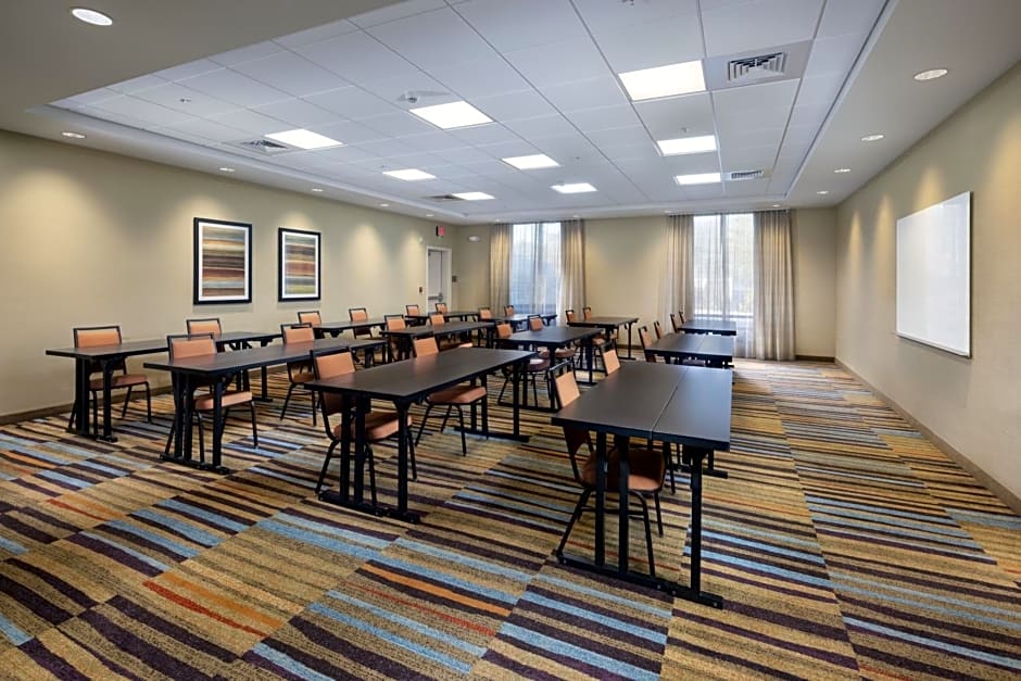 Fairfield Inn & Suites by Marriott Asheville Tunnel Road