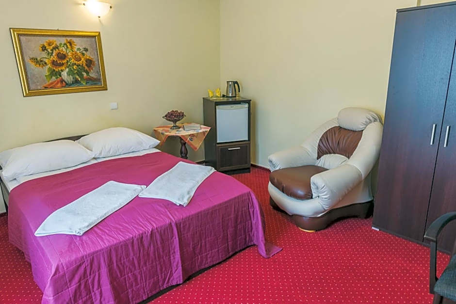 Okulski Grand Rozewie Pokoje i Apartamenty