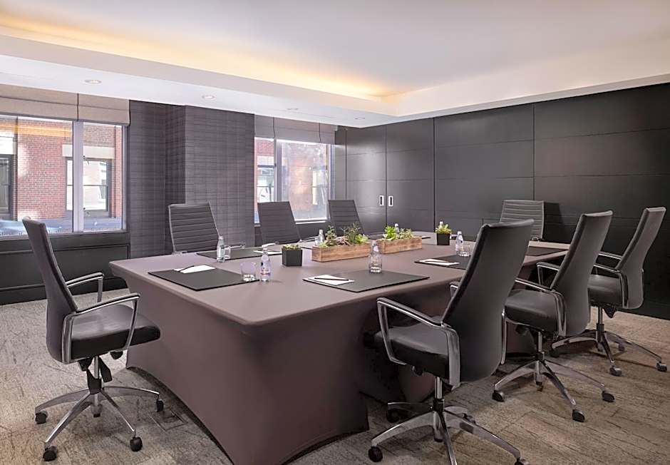 Hotel AKA Boston Common