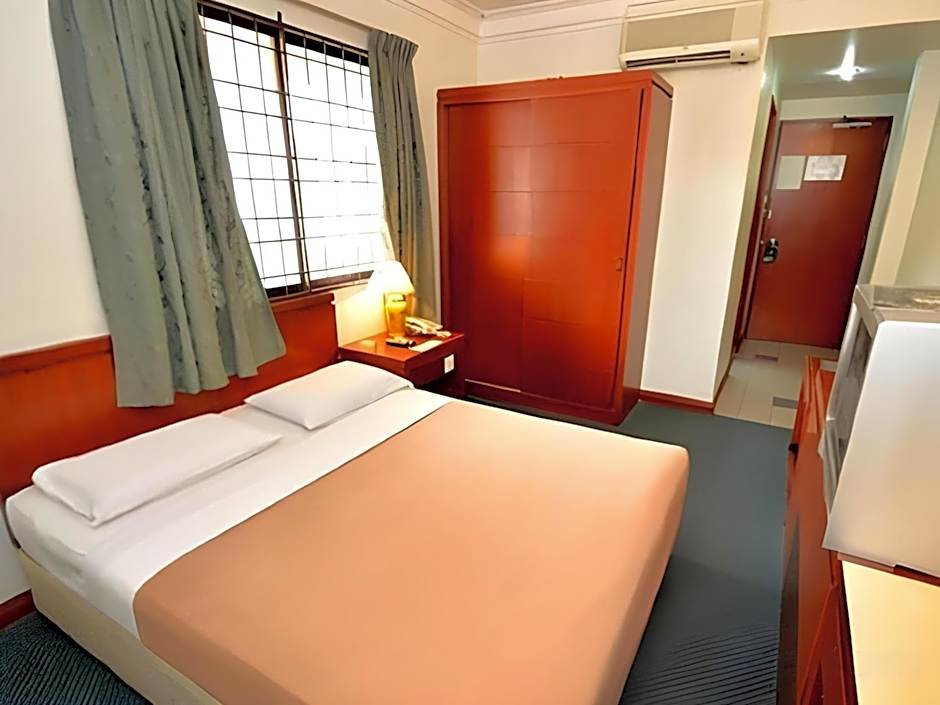 OYO 90847 Hotel Asia City