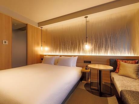 Moderate King Room (2 Adults)
