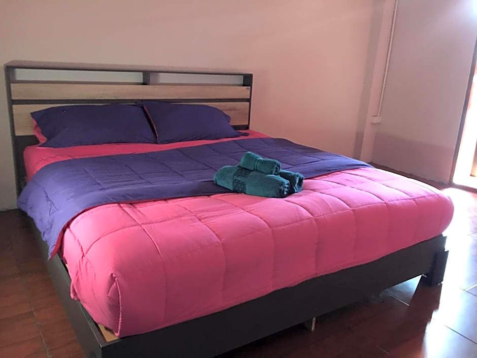 SMILE HOME GUESTHOUSE