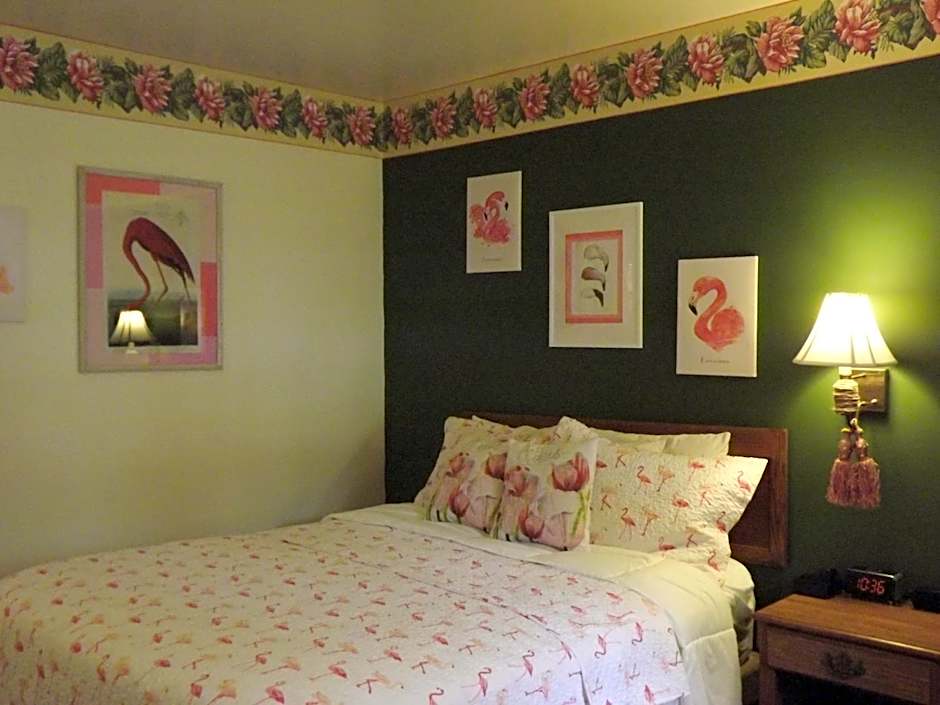 Crest Country Inn