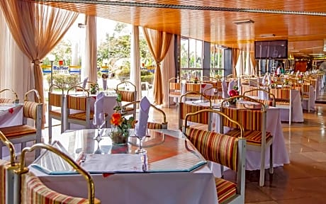 Harbor Querencia Hotel