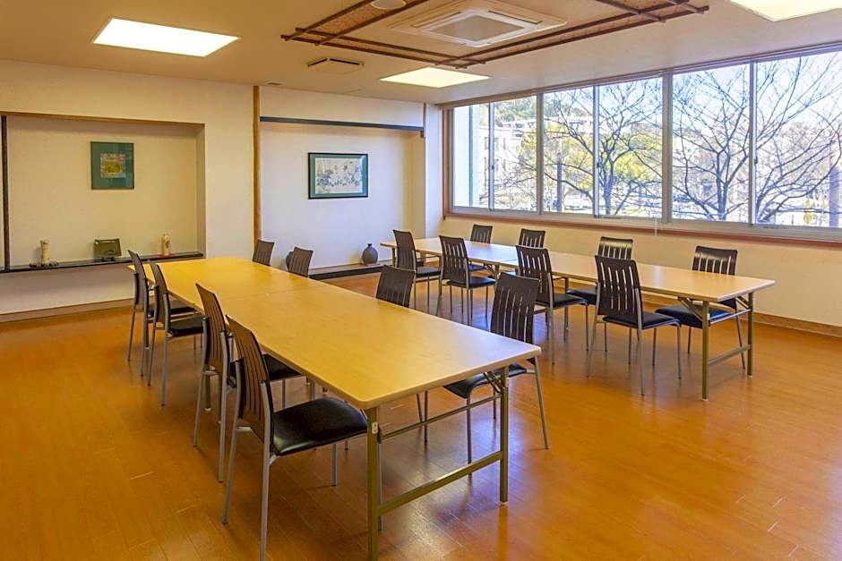 Onsen Hotel Nakahara Bessou Nonsmoking, Earthquake retrofit