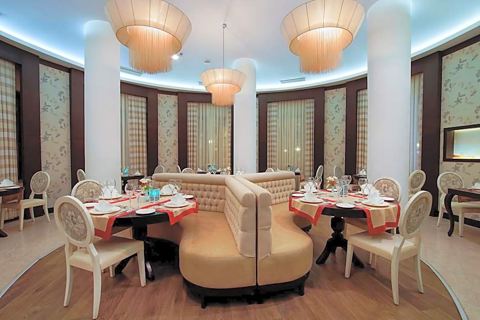 Limak Atlantis Deluxe Hotel-2 Children Free up to Age 14