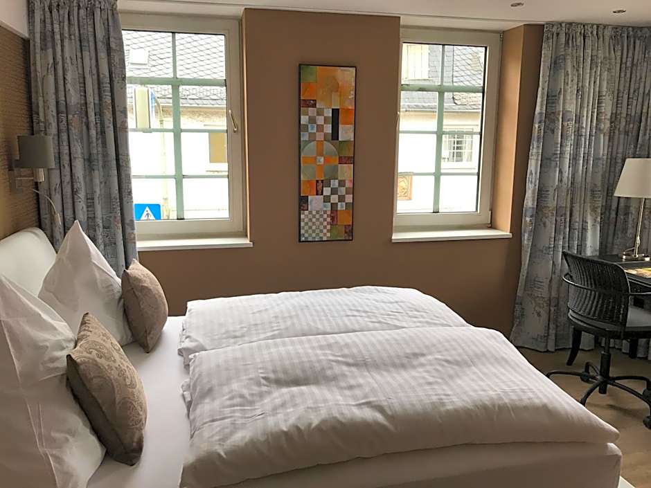 Hotel zur goldenen Sonne