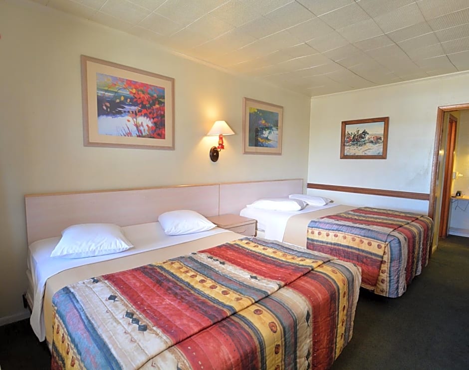 Western Hills Motel