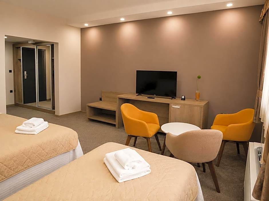 Semberski Salaš Intergaj Hotel