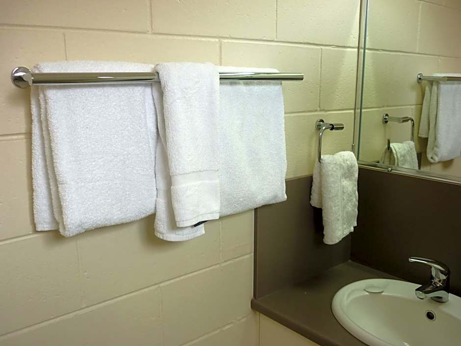 Nambour Lodge Motel