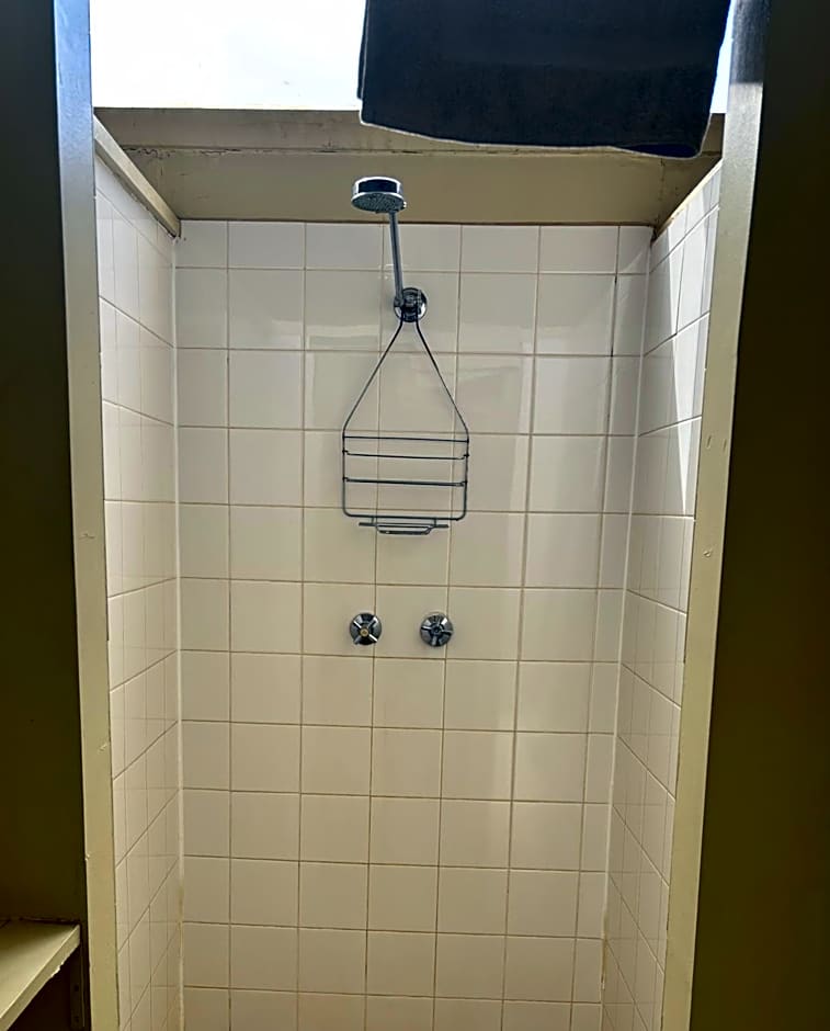 Broken Hill Tourist Lodge