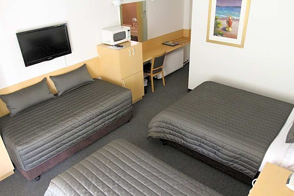 Mid City Motor Inn Queanbeyan