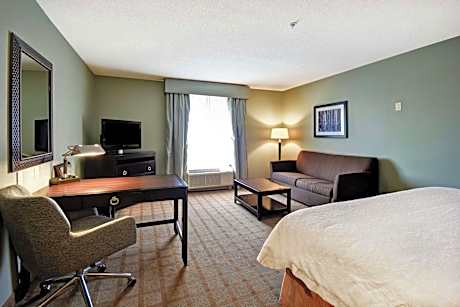 King Room with Sofa Bed and Study - Non-Smoking