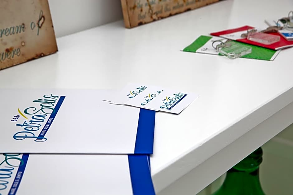 Petra Solis by Jdvacanze