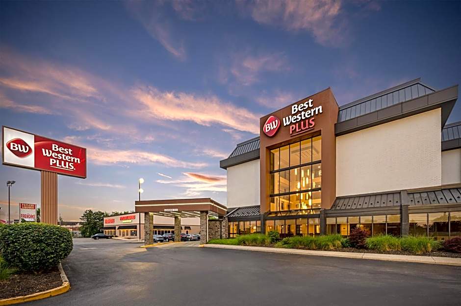 Best Western Plus Indianapolis North at Pyramids