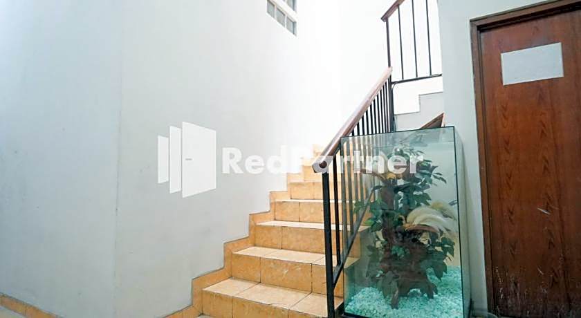 Bright Residence near ITC Mangga Dua Mitra RedDoorz