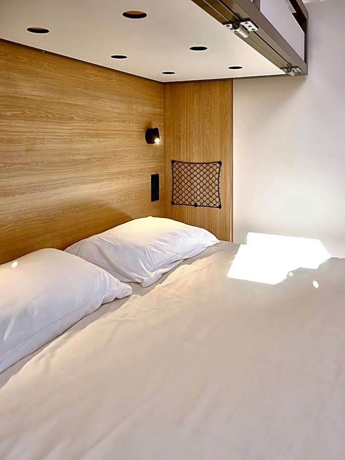 Premiere Classe Annecy Ouest - Cran Gevrier