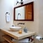 Hotel & Hostal Boutique Casa Garza