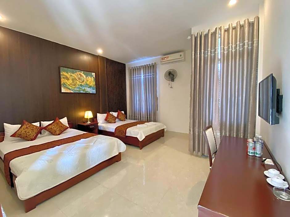Hoàng Ngân Hotel