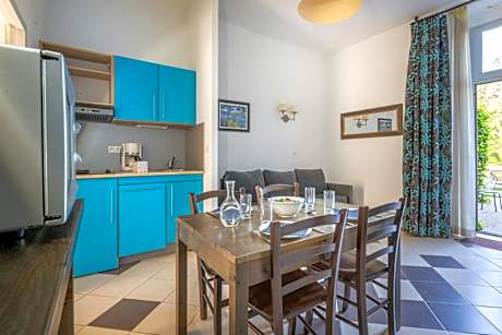 Studio (2 Adults)