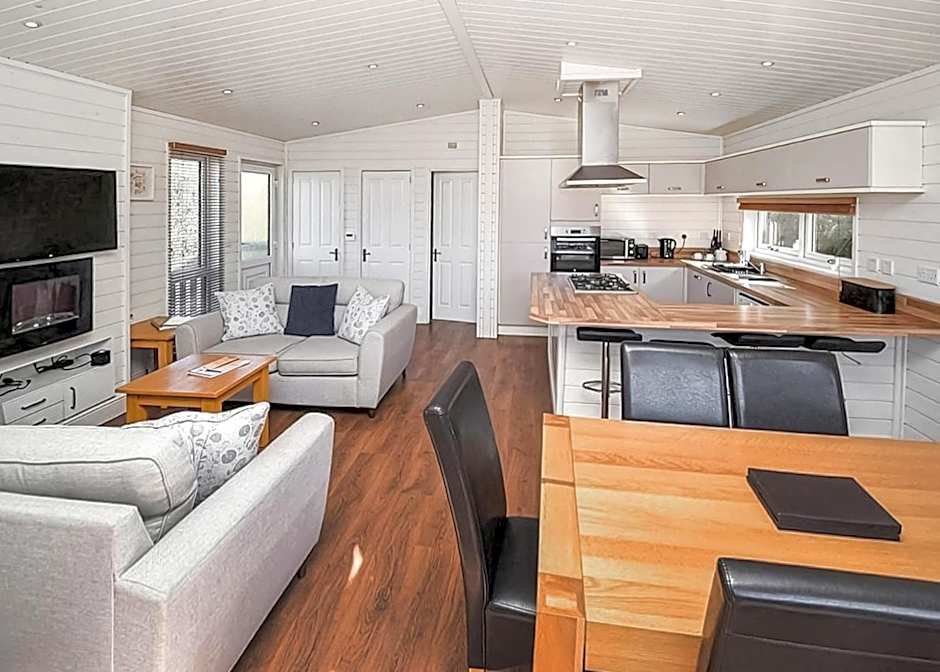 Warren Lodges