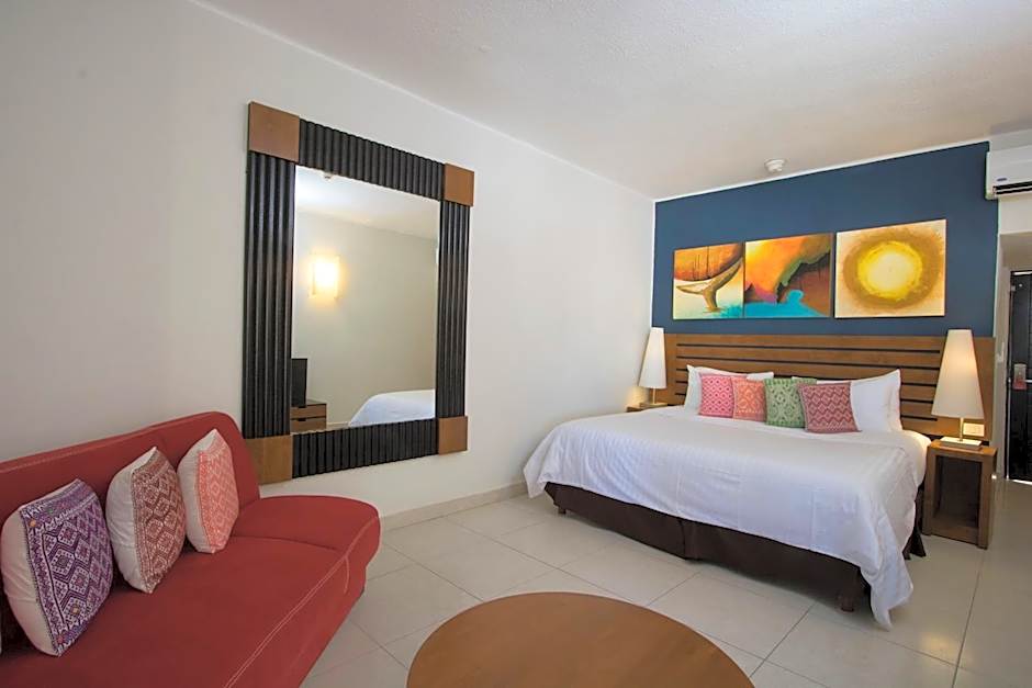 Grand Decameron Los Cabos, A Trademark All Inclusive Resort