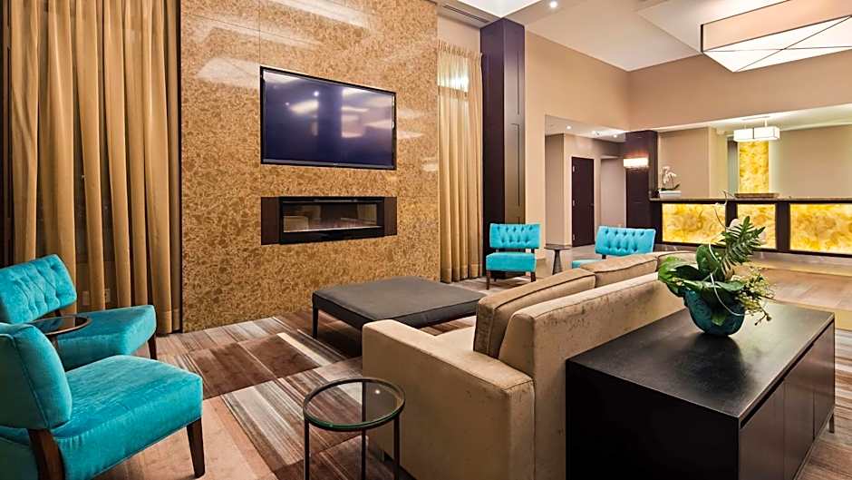 Best Western Plus Lamplighter Inn & Conference Centre