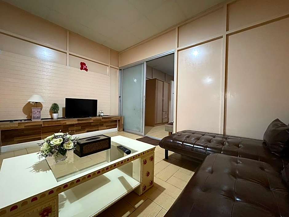 OYO 75486 Anna Residence Jomtien