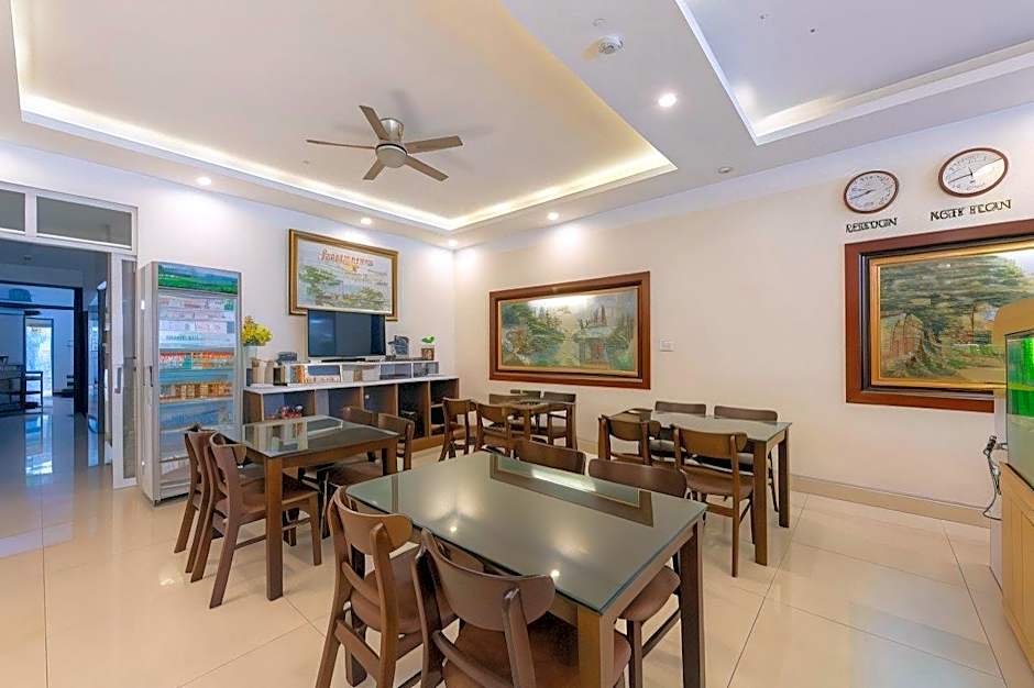 Luxury Airport Hotel & Spa