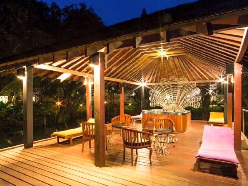 Tangerine Beach Hotel