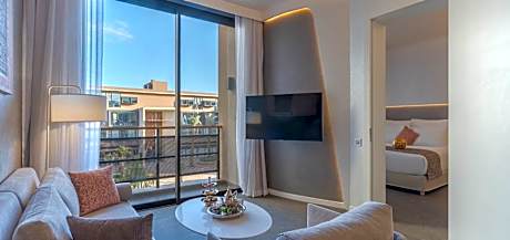 CR7 SUITE AVENUE - Triple 