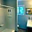 Sea Breeze Inn - Pacific Grove