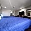Scottish Inn and Suites Beaumont