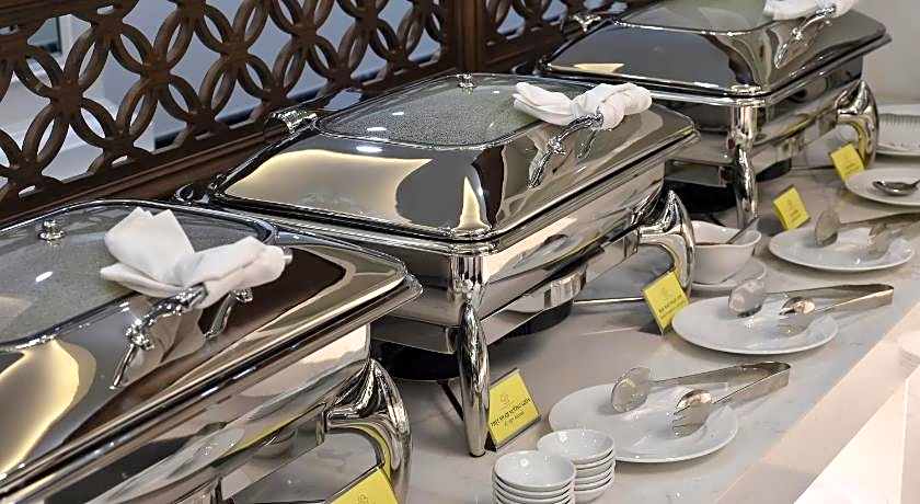 Garco Dragon Hotel 2