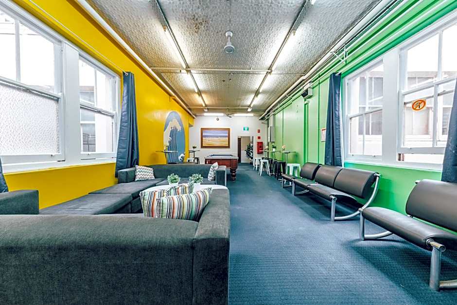 Maze Backpackers - Sydney