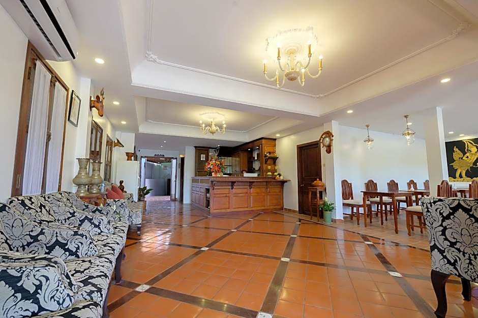 Villa Deux Rivieres Hotel