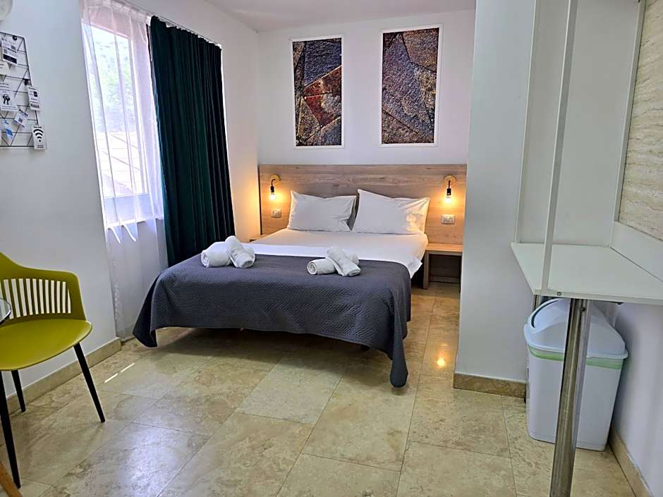 Dacia Residence Apartments