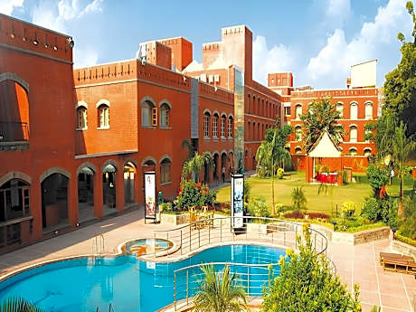 Hotel Cambay Sapphire - Gandhinagar