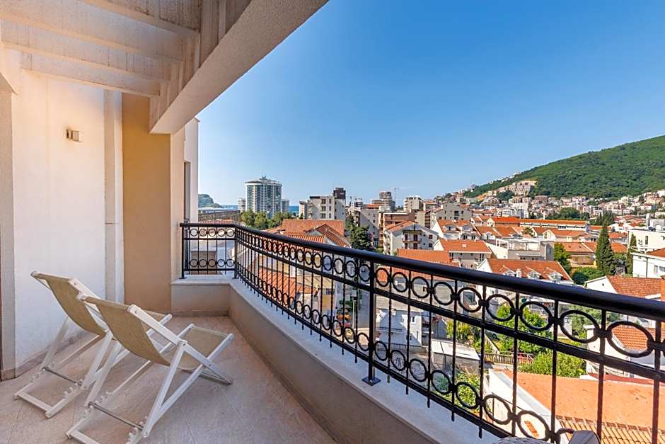 Hotel Kadmo by Aycon