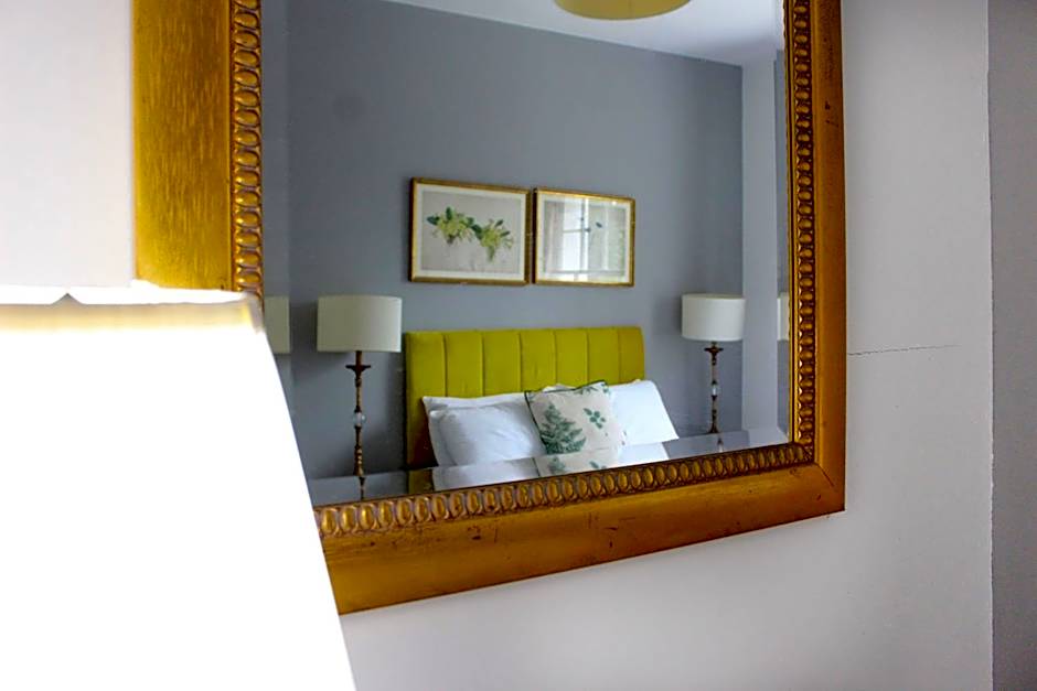 Guestling Hall Hotel