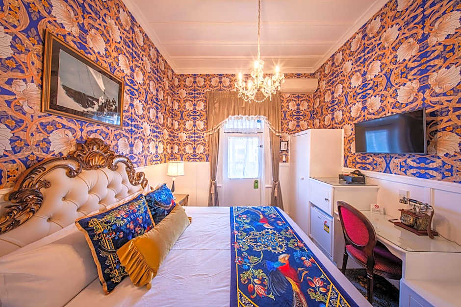 Prince's Gate Hotel
