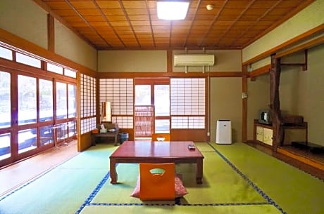 Japanese-Style Superior Family Room with Shared Bathroom - Non-Smoking(Adult Only)