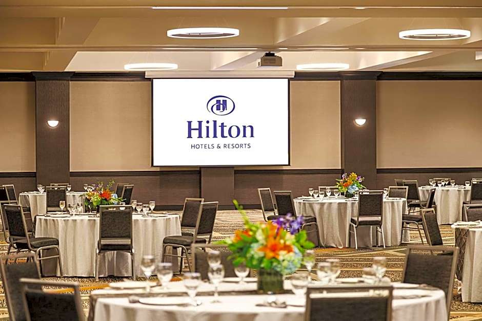 Hilton Knoxville Airport