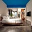 Adrop Pool Suites